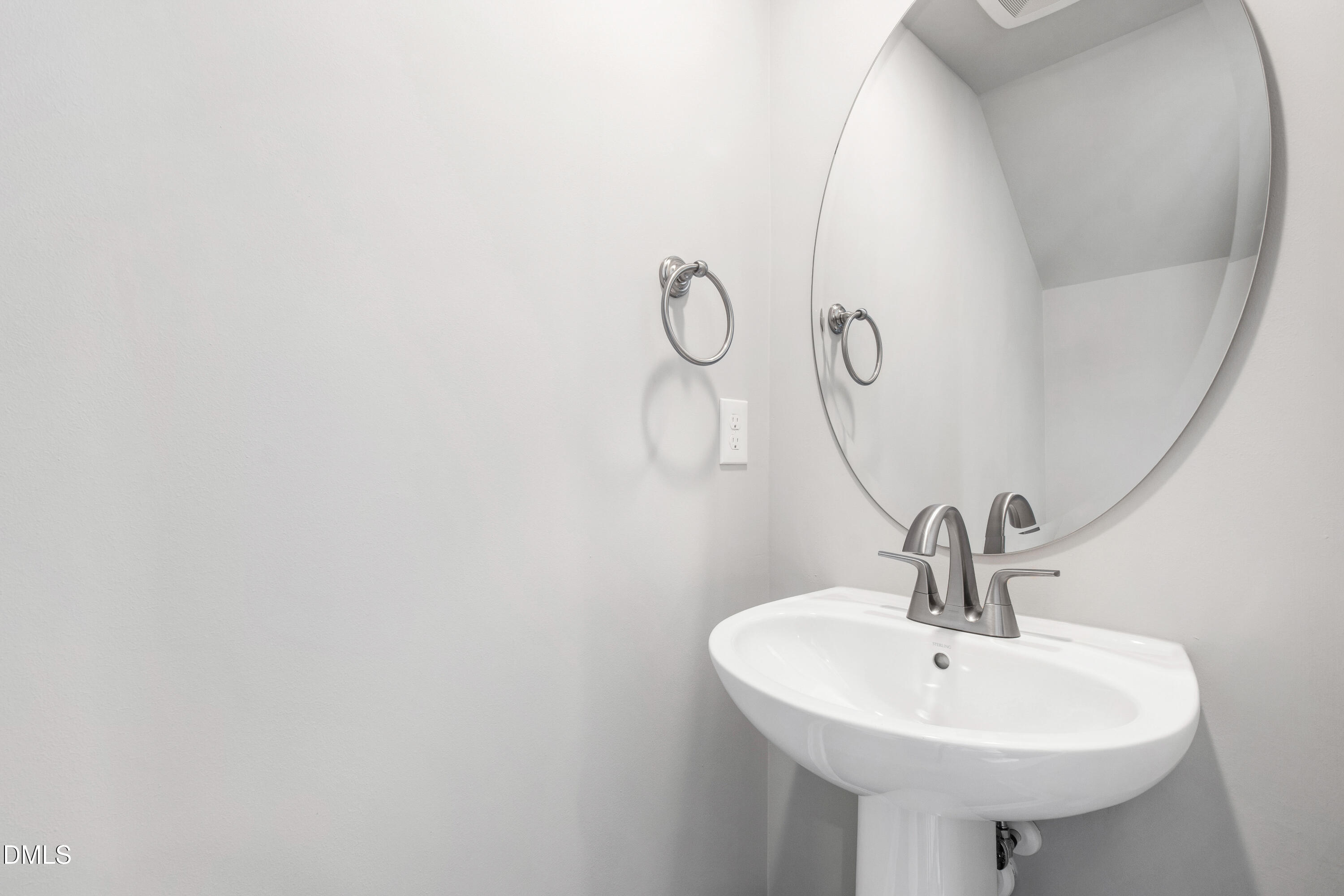 10549 Pleasant Br Drive, Unit 101 Raleigh, NC 27614 - Photo 9 of 37 Pleasant-18