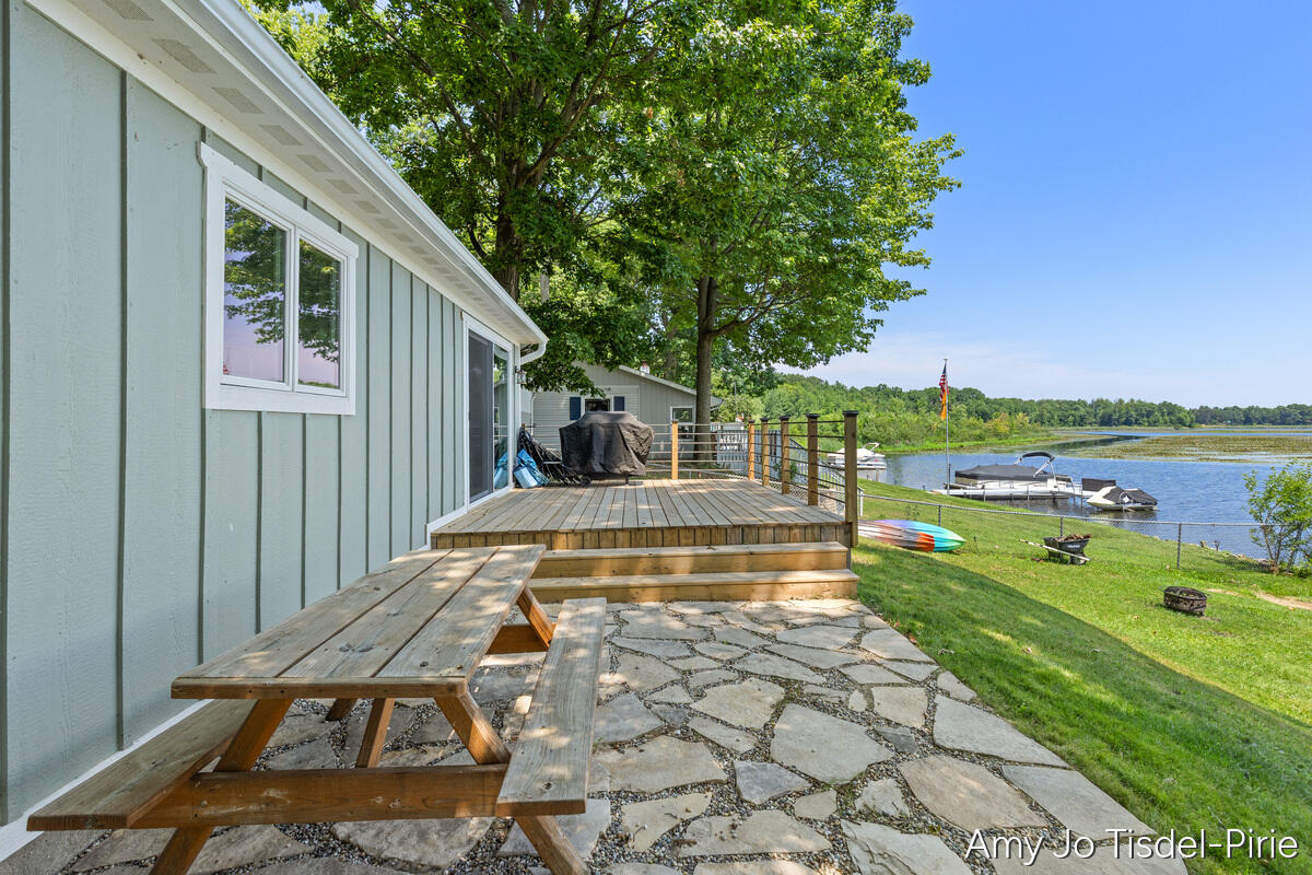 1760 South Colonel Point Crystal, MI 48818 - Photo 16 of 25 1760-S-Colonel_016