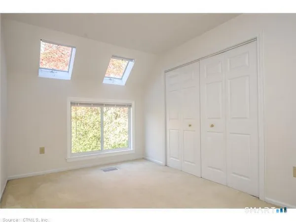 $2,200 | 26 Farmington Meadow Drive, Unit 26, Farmington, CT 06032