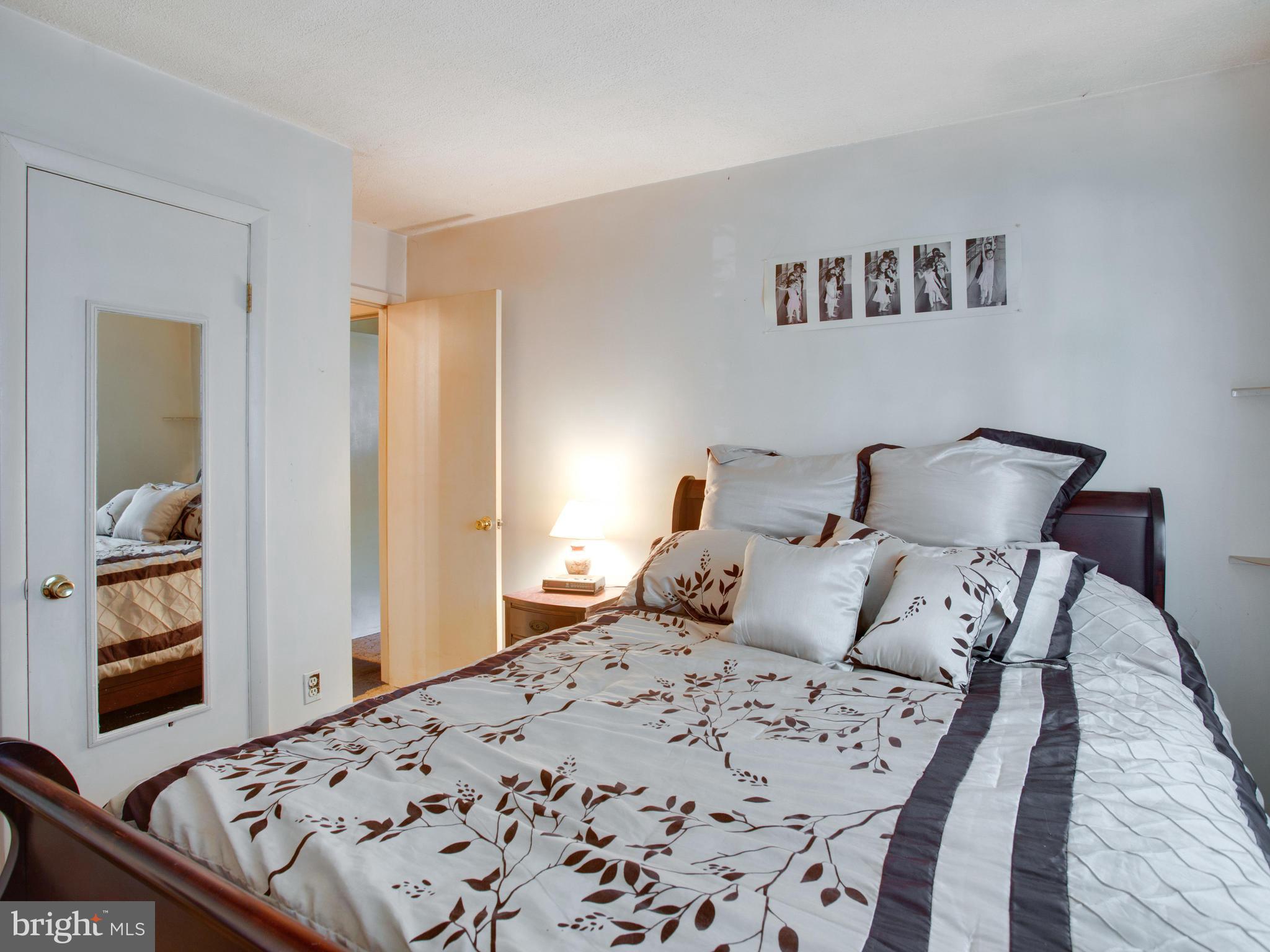 13816 Gilbert Road Woodbridge, VA 22193 - Photo 12 of 29 Bedroom (Master)