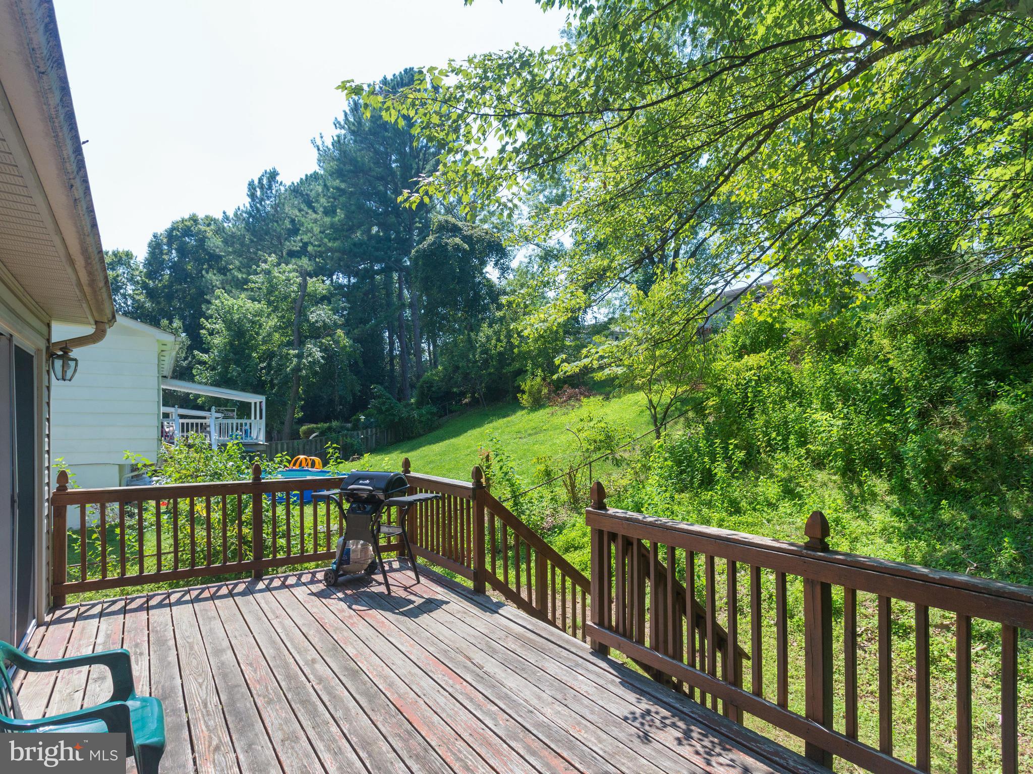 13816 Gilbert Road Woodbridge, VA 22193 - Photo 24 of 29 Exterior (Rear)