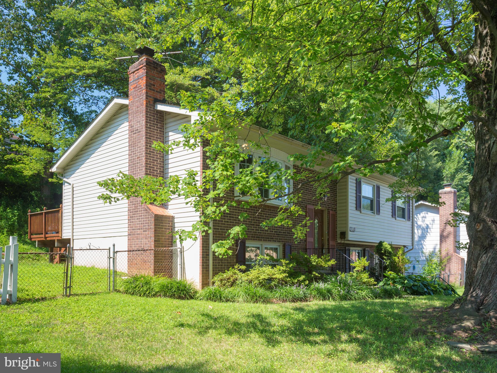13816 Gilbert Road Woodbridge, VA 22193 - Photo 29 of 29 Exterior (Front)