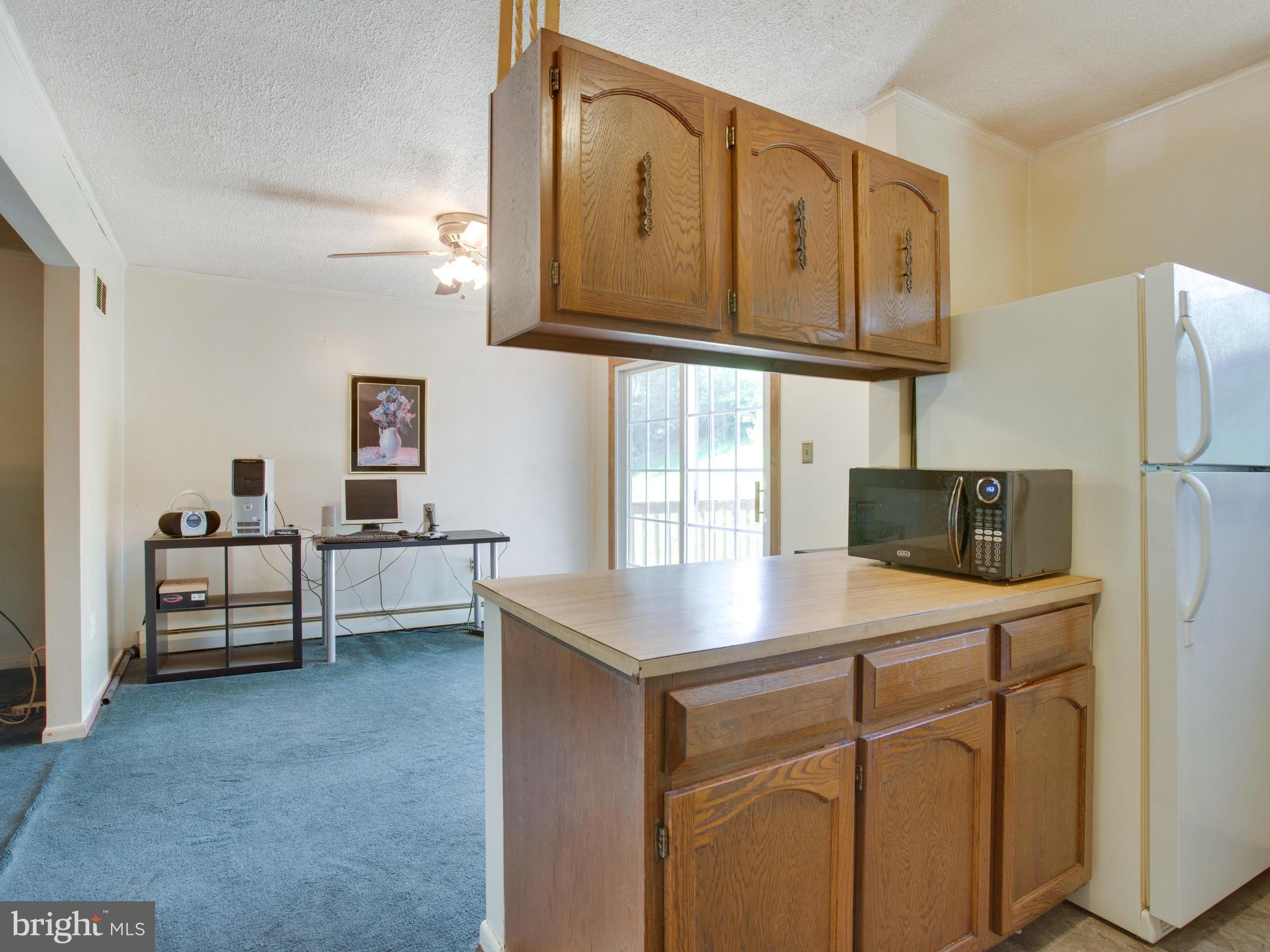 13816 Gilbert Road Woodbridge, VA 22193 - Photo 5 of 29 Kitchen