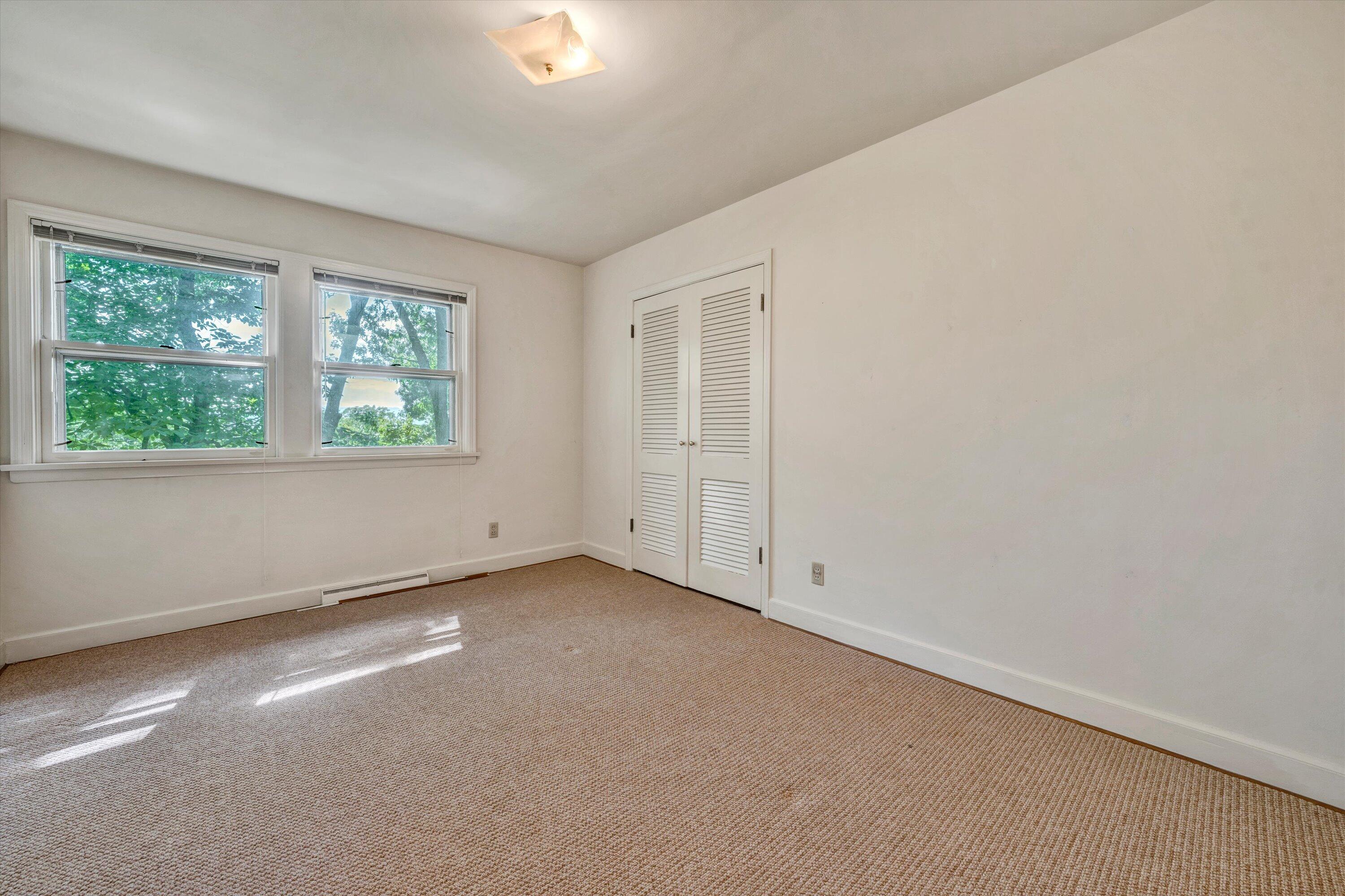 3418 West Ridge Road Southwest Roanoke, VA 24014 - Photo 15 of 34 16-071120240140