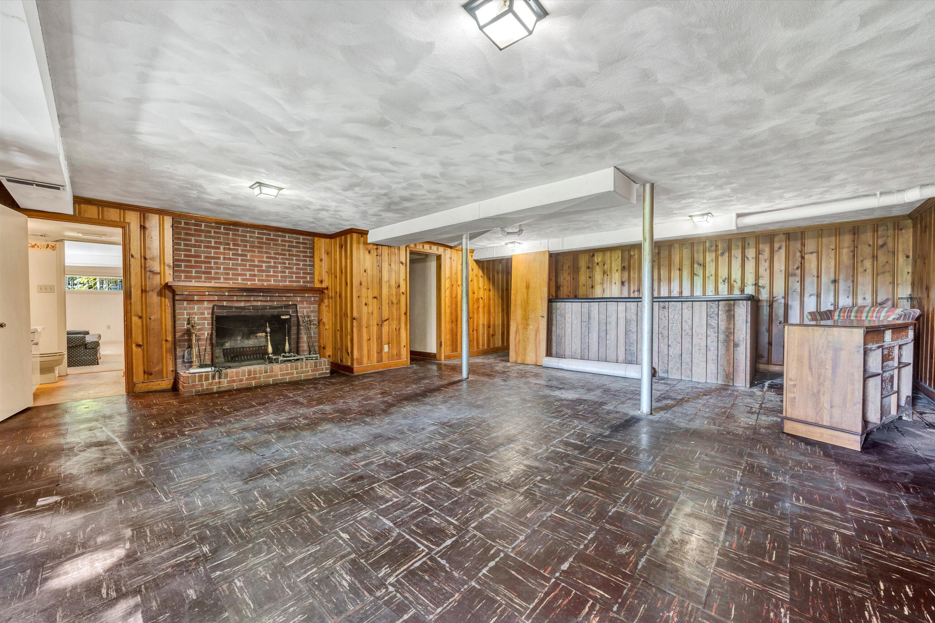 3418 West Ridge Road Southwest Roanoke, VA 24014 - Photo 20 of 34 21-071120240147