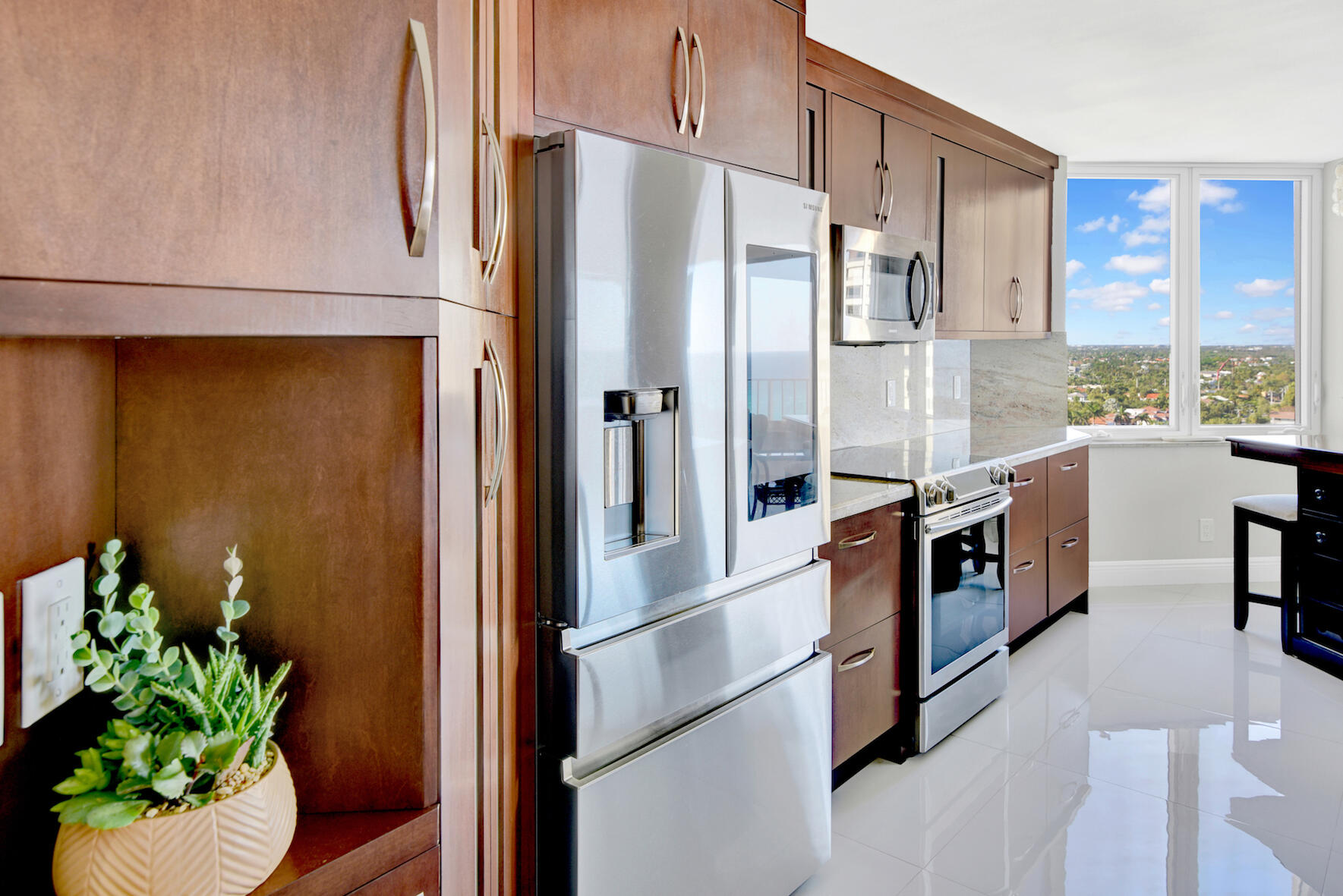 550 South Ocean Boulevard, Unit 1503 Boca Raton, FL 33432 - Photo 8 of 67 Kitchen