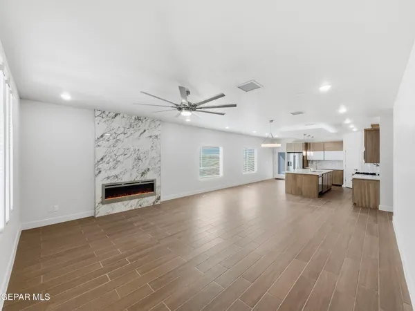$359,950 | 7409 Norte Mesa Lane, El Paso, TX 79934