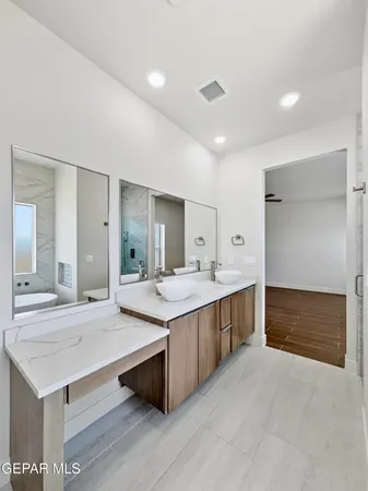 $359,950 | 7409 Norte Mesa Lane, El Paso, TX 79934