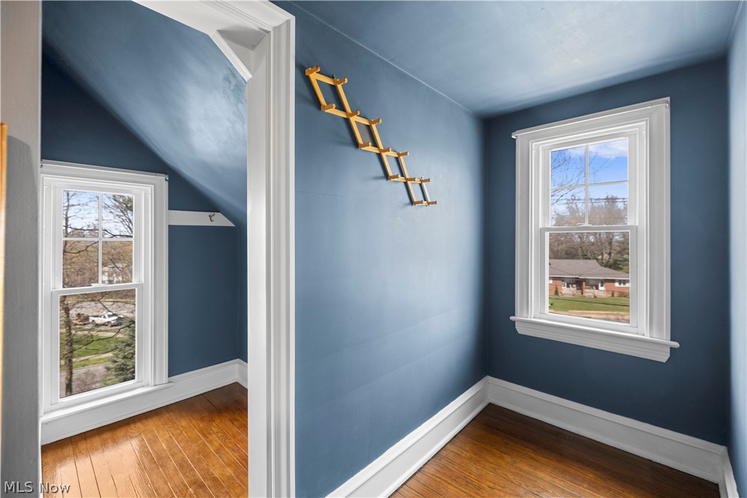 3372 Mayfield Road Cleveland Heights, OH 44118 - Photo 32 of 48