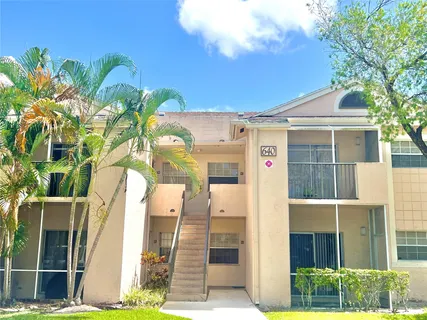 $219,000 | 640 Cypress Club Way, Unit B12, Deerfield Beach, FL 33064