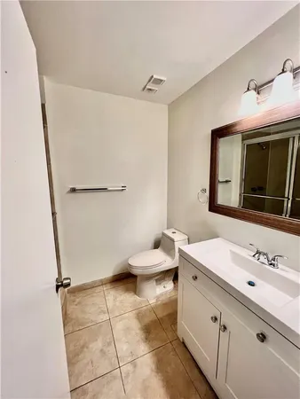 $219,000 | 640 Cypress Club Way, Unit B12, Deerfield Beach, FL 33064