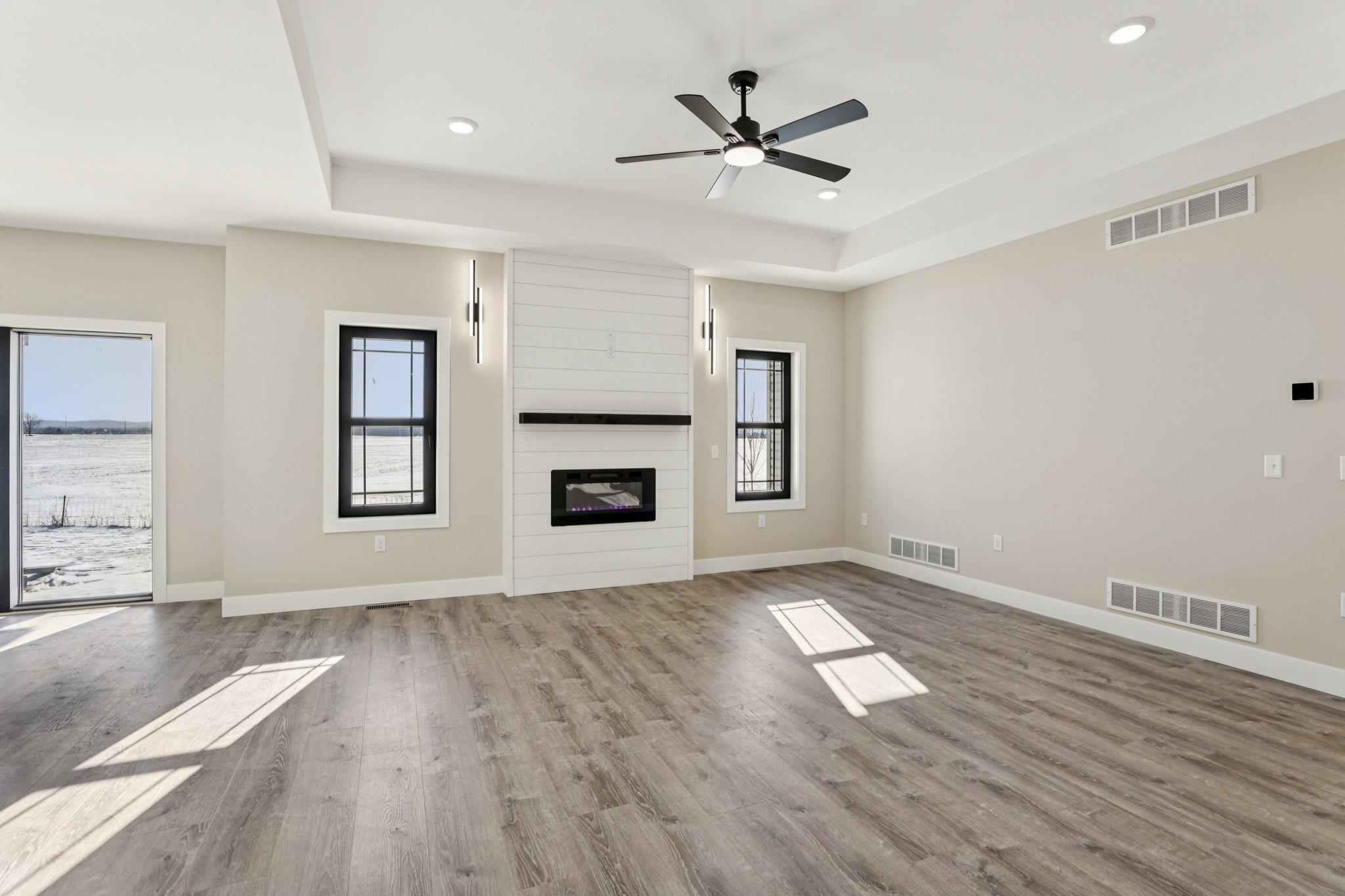 252 Falcon Court Sauk City, WI 53583 - Photo 10 of 51