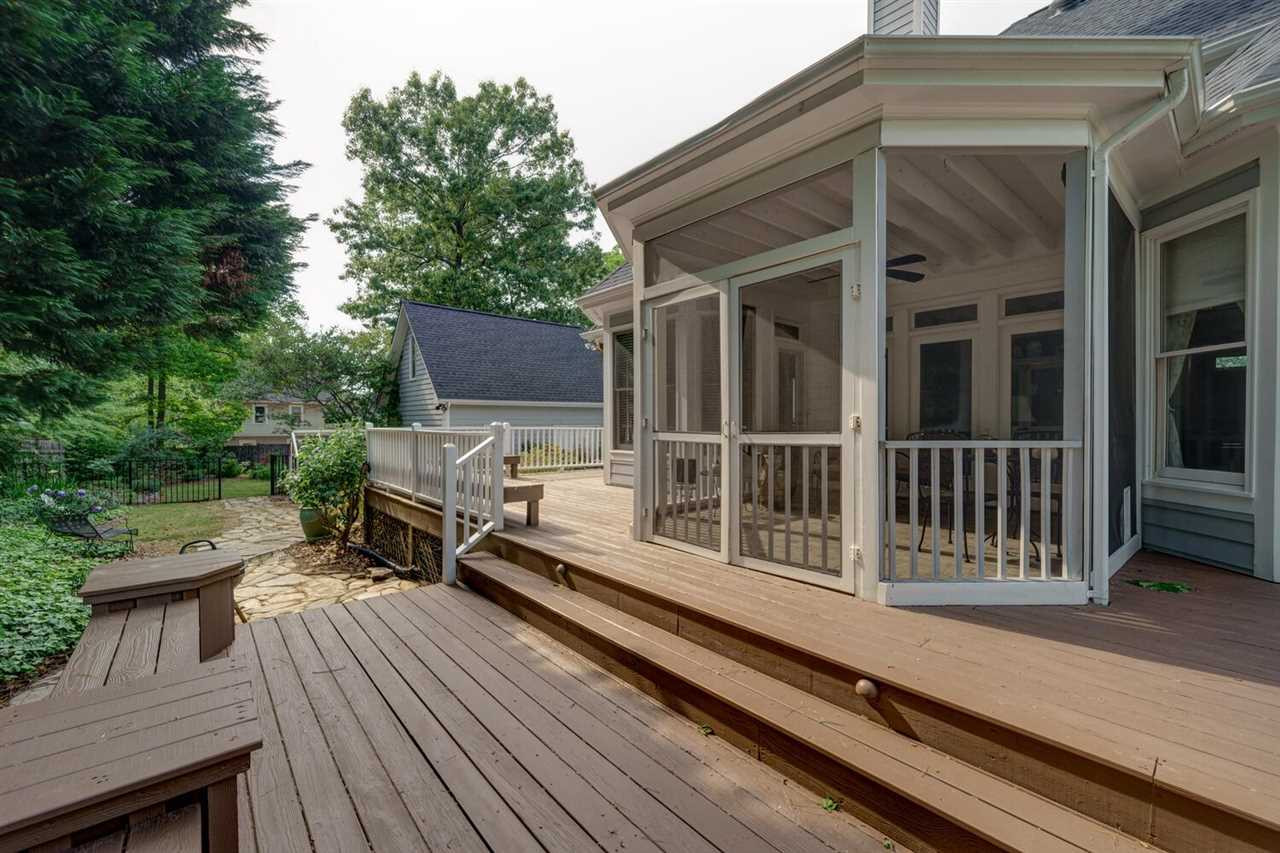 6201 Wyckhurst Court Raleigh, NC 27609 - Photo 18 of 30 Deck