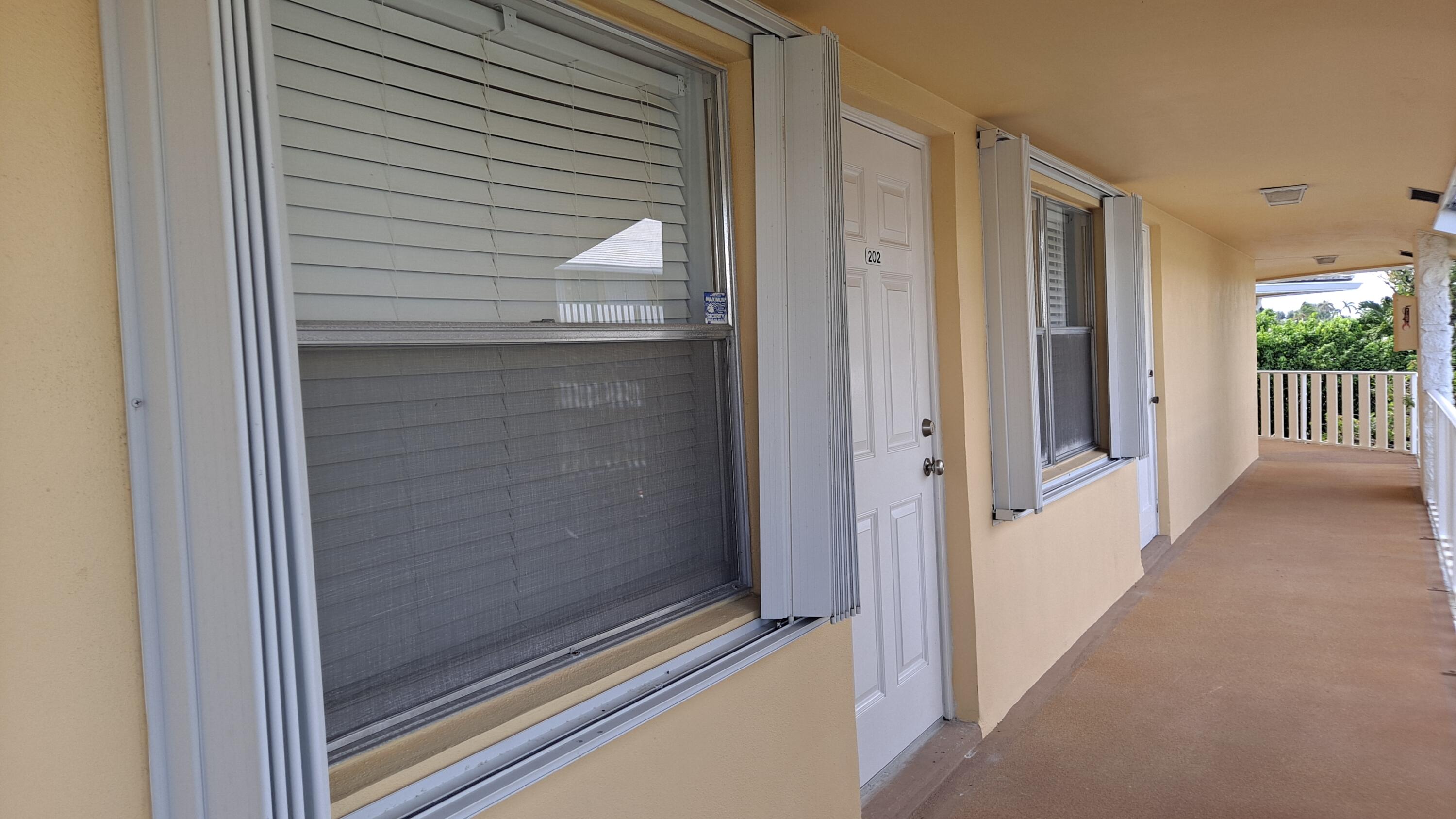 5520 North Ocean Boulevard, Unit 202 Ocean Ridge, FL 33435 - Photo 2 of 19 2