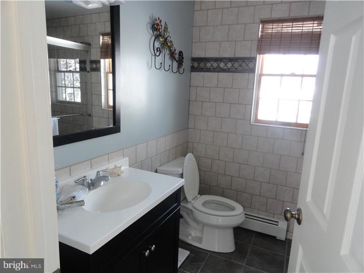 308 Hendricks Avenue Exton, PA 19341 - Photo 10 of 13 Gallery Image 10