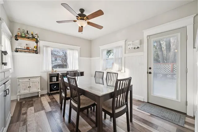 $400,000 | 810 West Waldo Avenue, Independence, MO 64050