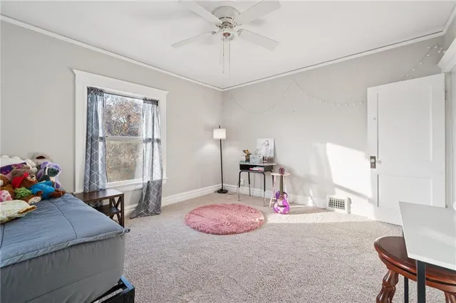 $400,000 | 810 West Waldo Avenue, Independence, MO 64050