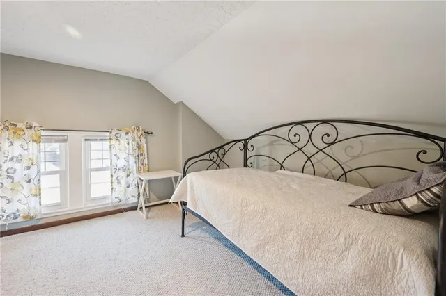 $400,000 | 810 West Waldo Avenue, Independence, MO 64050