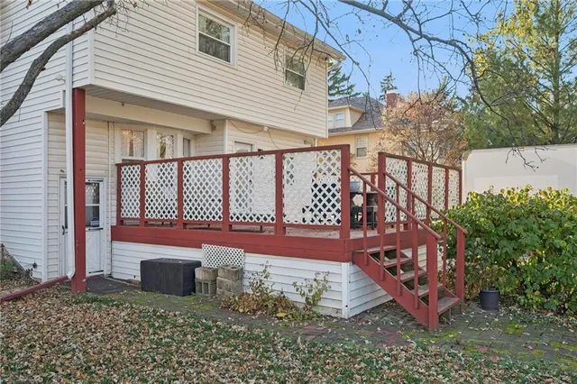 $400,000 | 810 West Waldo Avenue, Independence, MO 64050