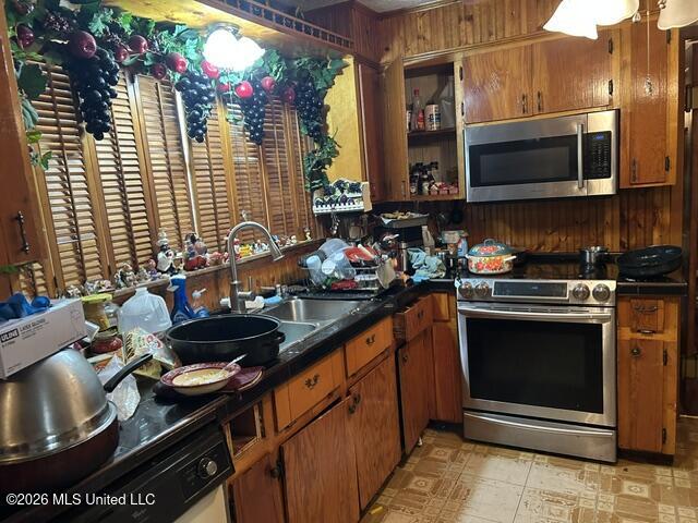 909 Pershing Street McComb, MS 39648 - Photo 10 of 24 IMG_4672