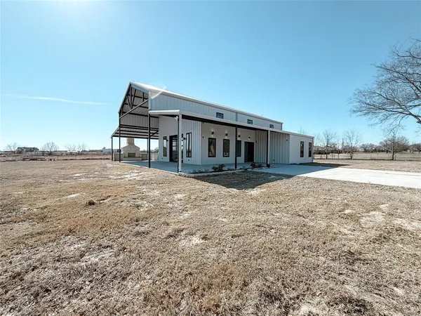 $553,000 | 3255 Vz County Road 2120, Canton, TX 75103
