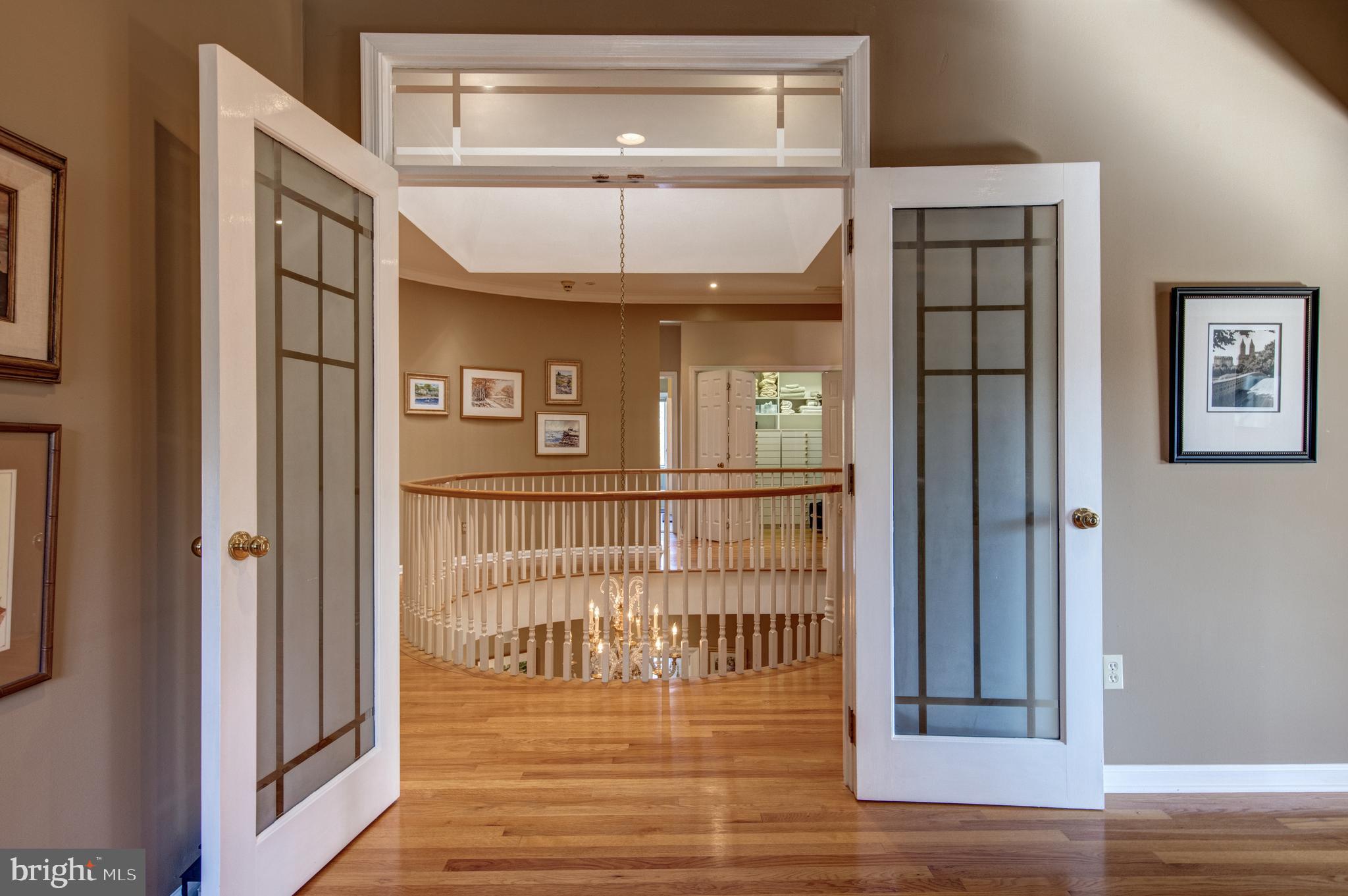 242 Ravenscliff Road Wayne, PA 19087 - Photo 18 of 49 a view of entryway with a front door
