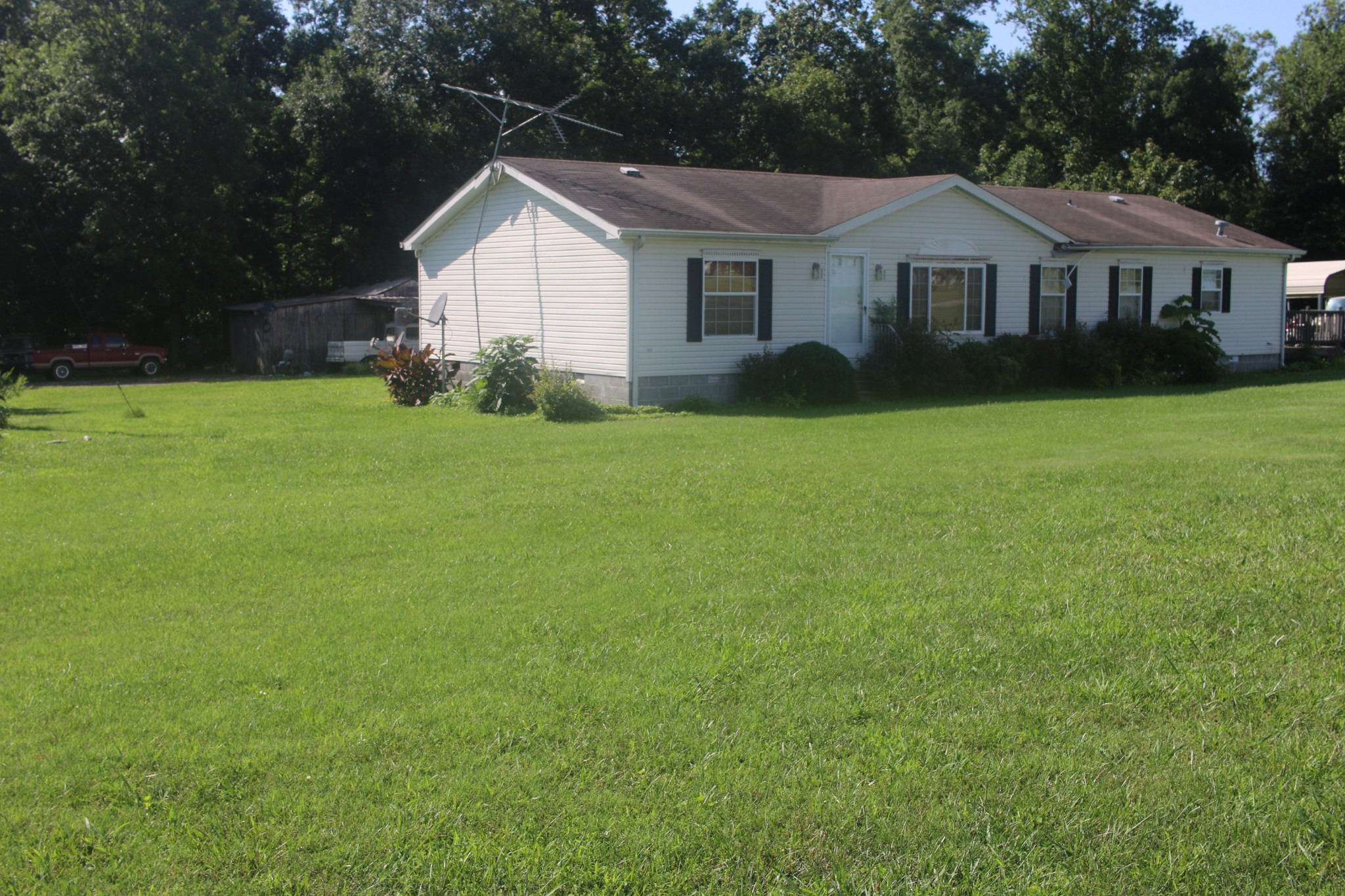 1343 Raysville Road Tullahoma, TN 37388 - Photo 2 of 4 Gallery Image 2