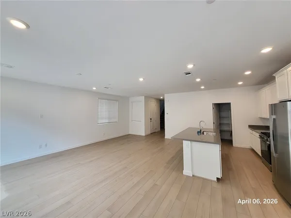 $2,650 | 3643 Dusted Glow Avenue, Henderson, NV 89044