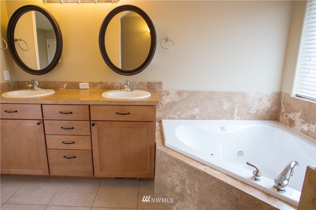 2555 Captain's Court Ferndale, WA 98248 - Photo 17 of 25