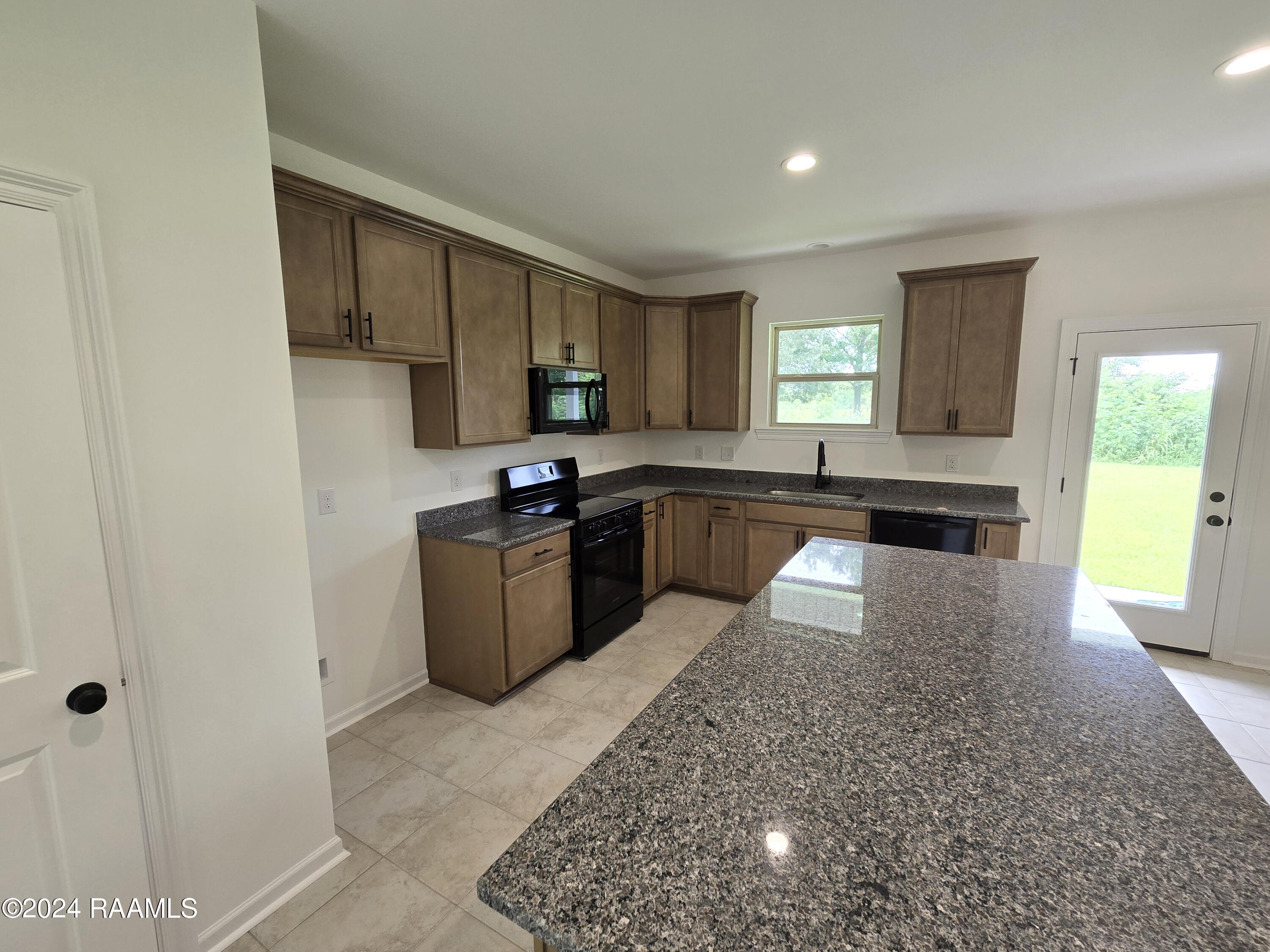 206 Barnsley Drive Duson, LA 70529 - Photo 3 of 8 KITCHEN