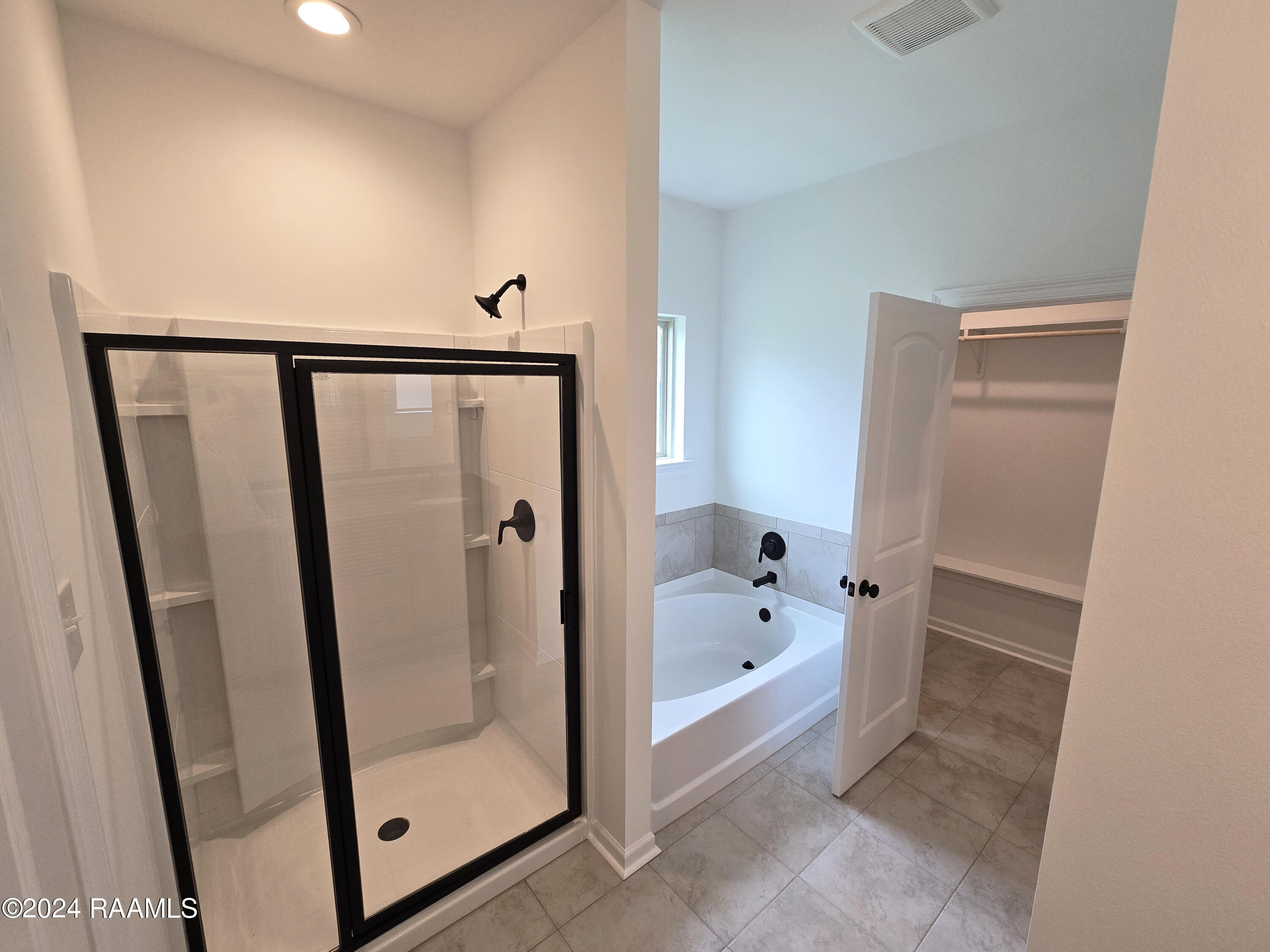 206 Barnsley Drive Duson, LA 70529 - Photo 6 of 8 PRIMARY BATH