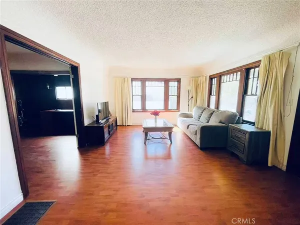 $1,298,000 | 266 North Wilson Avenue, Pasadena, CA 91106