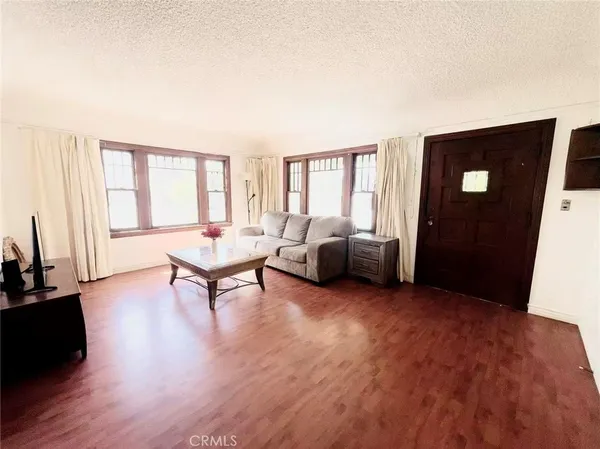 $1,298,000 | 266 North Wilson Avenue, Pasadena, CA 91106