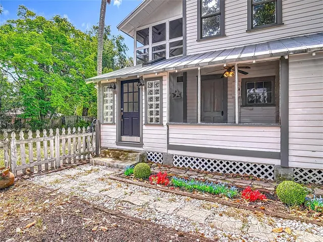 $494,900 | 525 West Blue Springs Avenue, Orange City, FL 32763