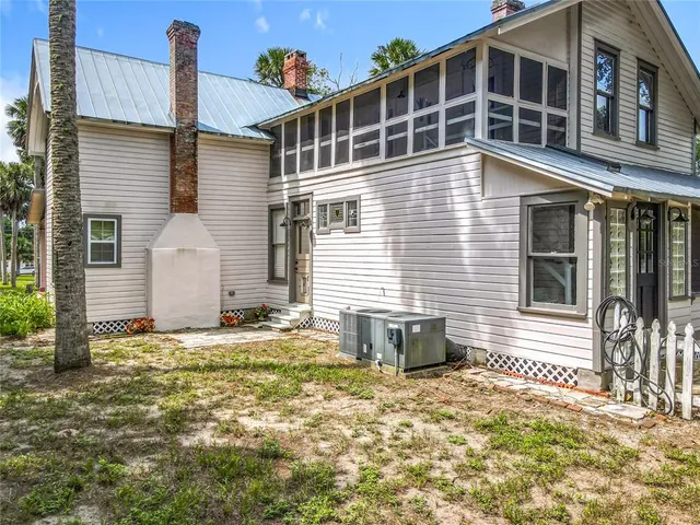 $494,900 | 525 West Blue Springs Avenue, Orange City, FL 32763