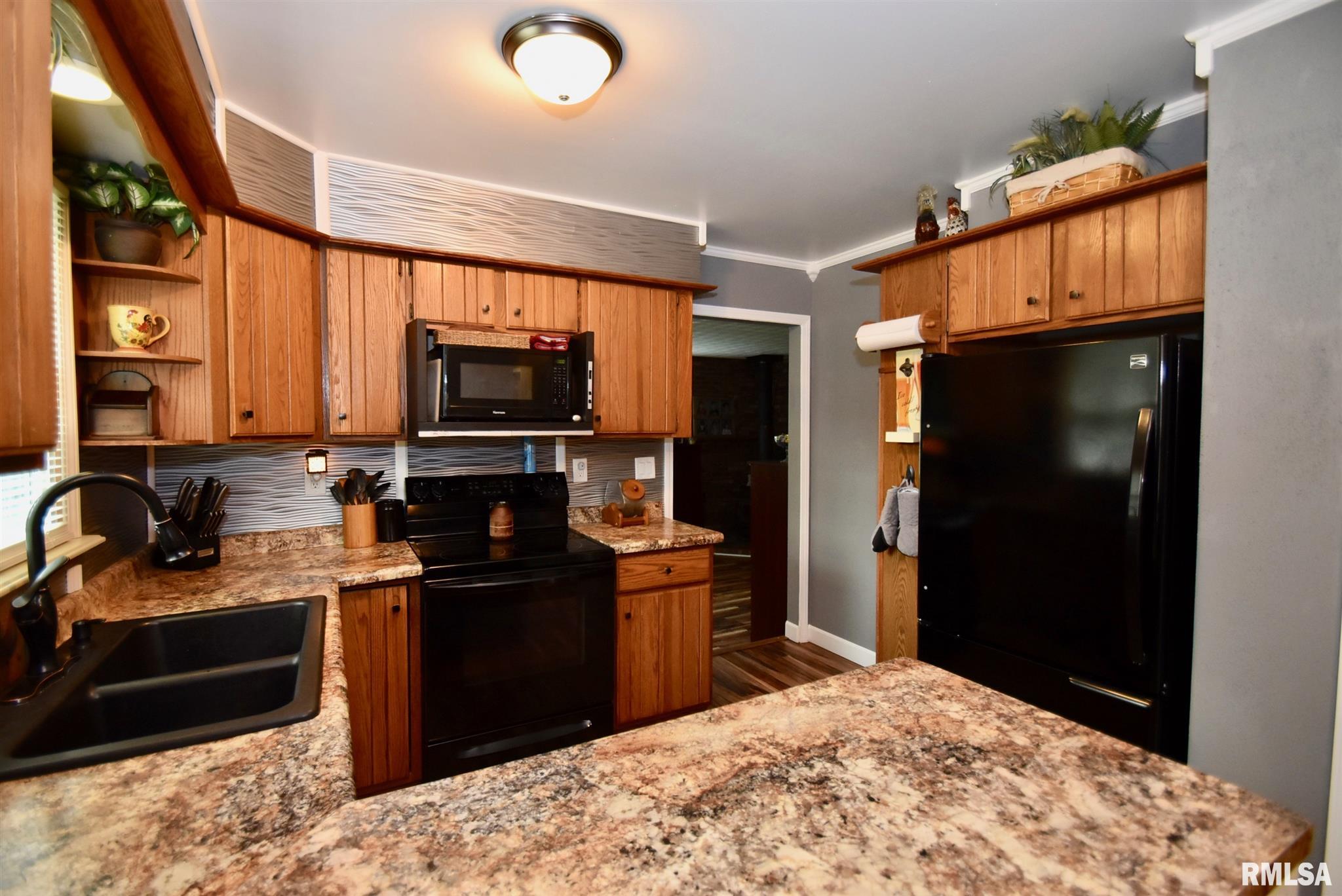 9625 West Littlefield Drive Mapleton, IL 61547 - Photo 12 of 34 Gallery Image 12