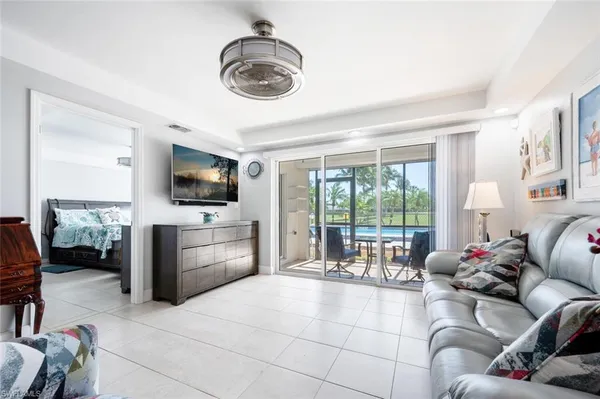 $180,000 | 190 Pebble Beach Boulevard, Unit 103, Naples, FL 34113