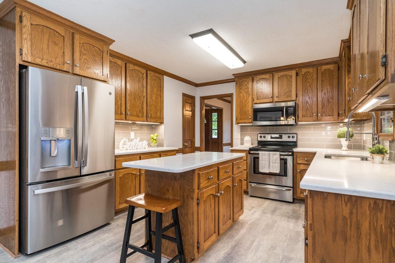 5945 Hampton Ridge Road Raleigh, NC 27603 - Photo 12 of 31 Photo 12