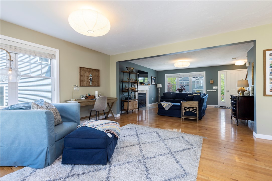 27 Coastwind Drive Westerly, RI 02891 - Photo 8 of 36