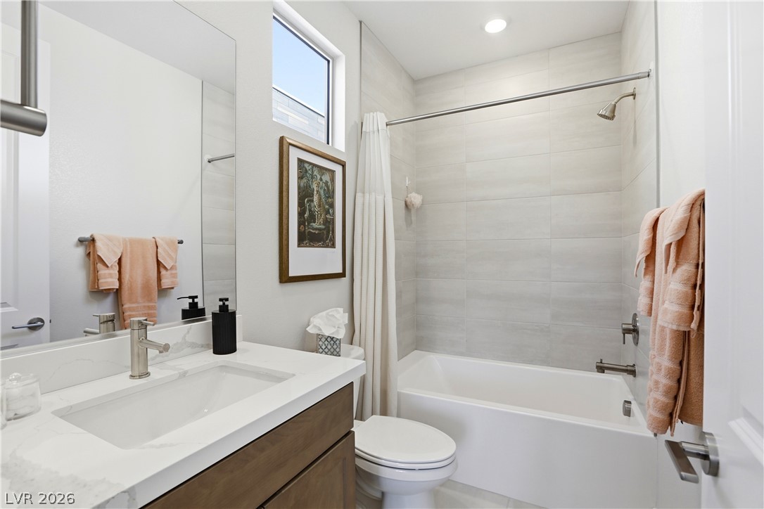 4159 Solace Street, Unit 2 Las Vegas, NV 89135 - Photo 48 of 71 2nd ensuite bath