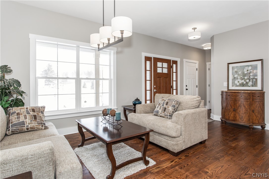 19 Mandarin Circle Manlius, NY 13104 - Photo 4 of 32