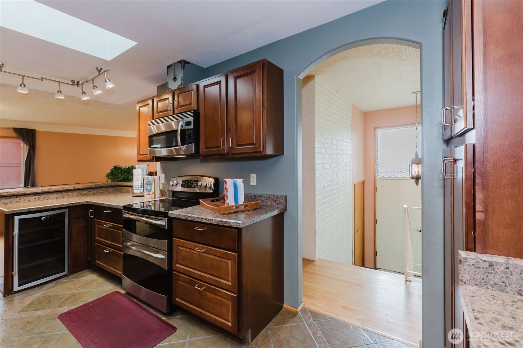 1412 Sheridan Road Bremerton, WA 98310 - Photo 3 of 35