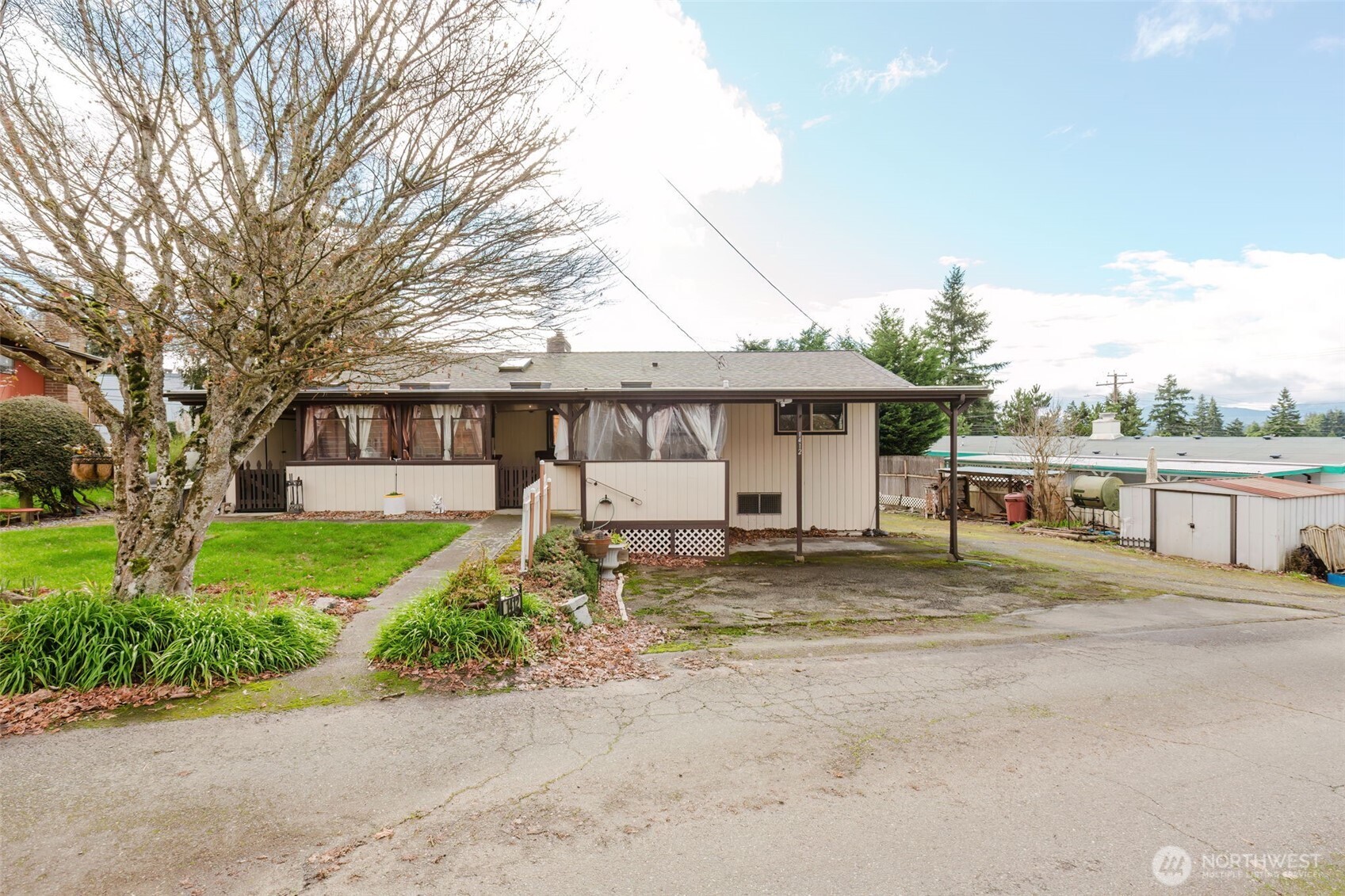 1412 Sheridan Road Bremerton, WA 98310 - Photo 33 of 35