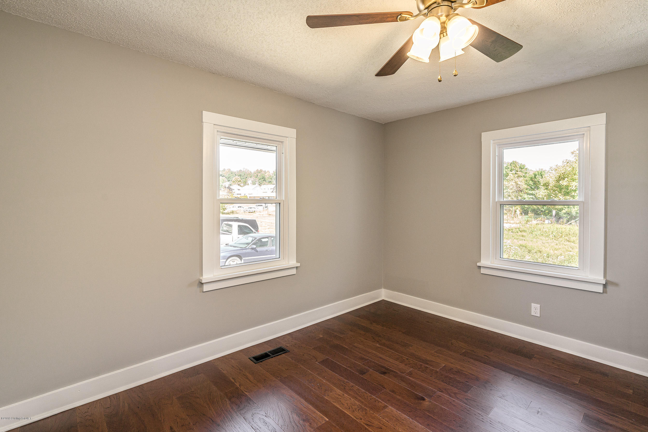9726 3rd Street Road Louisville, KY 40272 - Photo 20 of 46 9726 3rd Street Road-24
