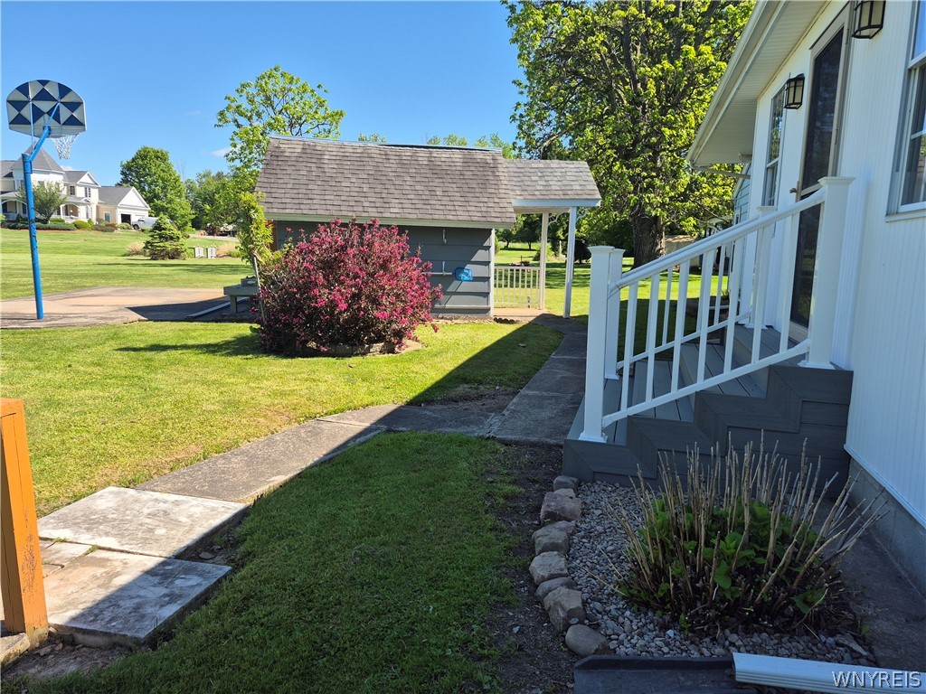 3835 Bates Road Medina, NY 14103 - Photo 9 of 30 Nicely landscaped.
