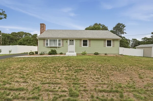 $699,000 | 40 North Street, Dennis, MA 02639