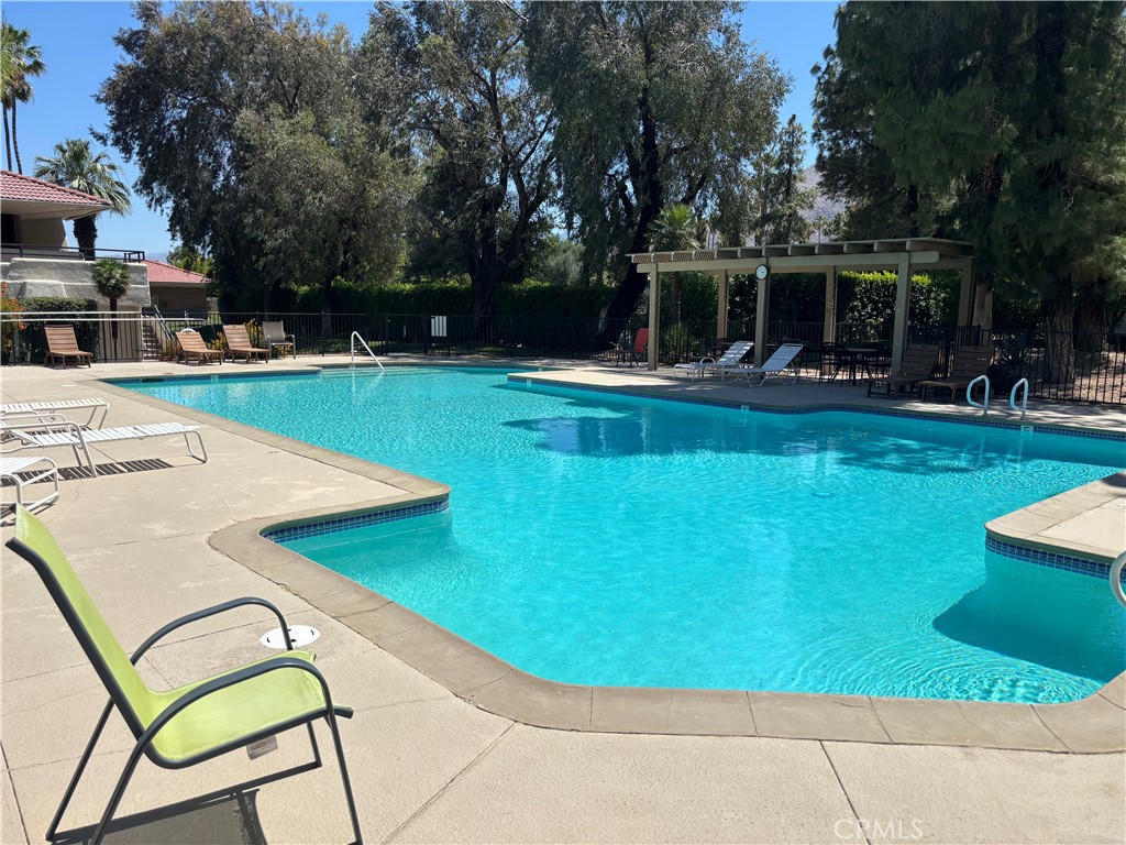 2860 North Los Felices Road, Unit 210 Palm Springs, CA 92262 - Photo 18 of 25