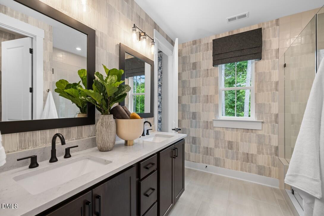 4705 Mint Leaf Lane Raleigh, NC 27612 - Photo 39 of 40 Elm Park 47_Primary Bathroom 3_6.24.24_M