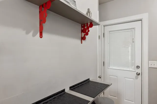 $1,799 | 792 Grove Street, Unit 5, Manchester, NH 03103