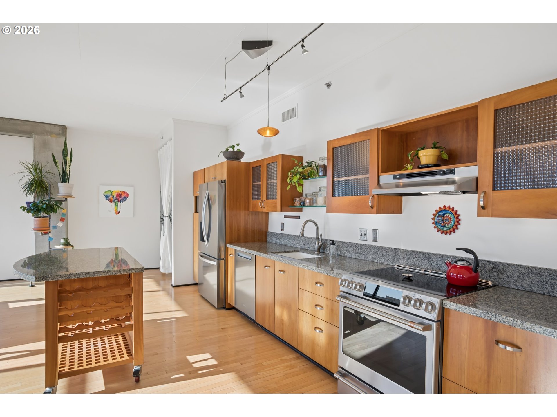 333 Northwest 9th Avenue, Unit 1015 Portland, OR 97209 - Photo 15 of 36